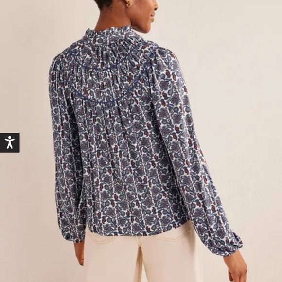 NWT Boden Ruched Yoke Jersey Shirt - Picture 3 of 5